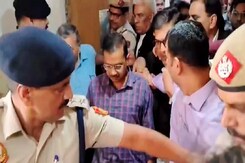 सीएम केजरीवाल की गिरफ्तारी के बाद भड़कीं AAP नेता आतिशी सीएम केजरीवाल की गिरफ्तारी के बाद भड़कीं AAP नेता आतिशी