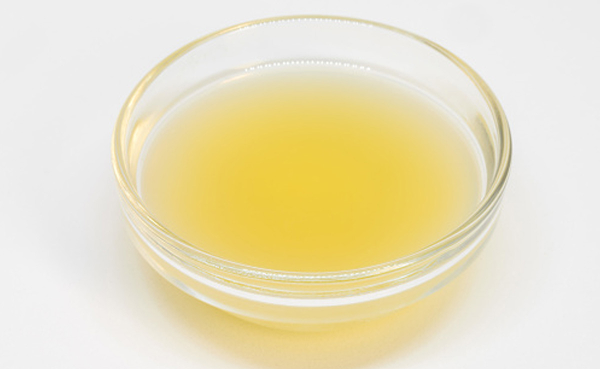 घने बाल पाने हैं तो इस लाल-सफेद सब्जी के रस को आज से ही लगाना कर दीजिए शुरू, लटें मोटी हो जाएंगी