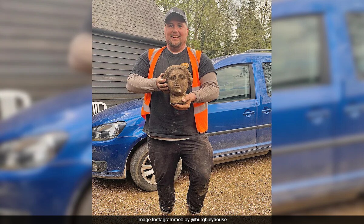 Mysterious 1,800YearOld Roman Statue Unearthed From UK's Parking Lot