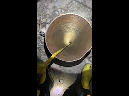 दिल्ली जलबोर्ड के 40 फीट गहरे बोरवेल पाइप में गिरे शख्स की मौत, पुलिस ने कहा- चोरी करके भागा था दिल्ली जलबोर्ड के 40 फीट गहरे बोरवेल पाइप में गिरे शख्स की मौत, पुलिस ने कहा- चोरी करके भागा था