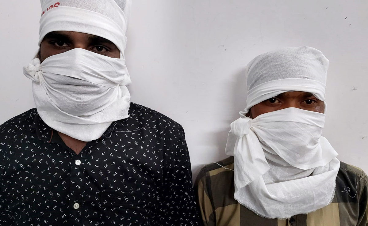 मध्य प्रदेश से अवैध हथियारों की तस्करी करने वाले 2 लोगों को दिल्ली पुलिस की स्पेशल सेल ने दबोचा