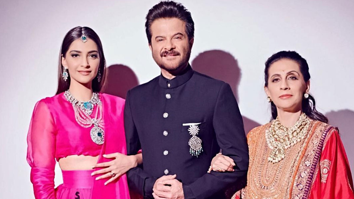 Sonam Kapoor's Mother, Sunita Kapoor, Celebrated Her Birthday With These Three Cakes