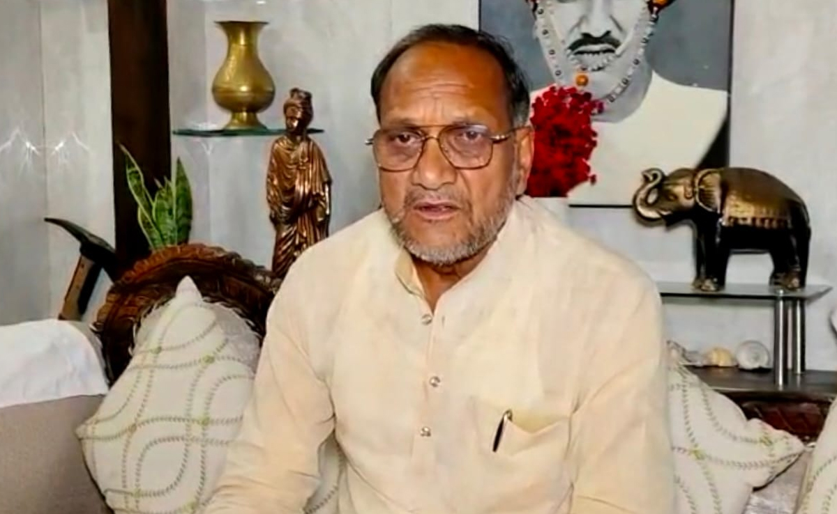 Lok sabha 2024: कांग्रेस को विज्ञापन और होर्डिंग के जरिए लोकसभा प्रत्याशी तलाशने चाहिए,  BJP नेता ने किया तीखा हमला