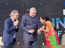 ISRO वैज्ञानिक सहित कई लोगों को मिला NDTV Indian of the Year Awards, उपराष्ट्रपति बोले- अब बिग लीग में पहुंचा भारत ISRO वैज्ञानिक सहित कई लोगों को मिला NDTV Indian of the Year Awards, उपराष्ट्रपति बोले- अब बिग लीग में पहुंचा भारत