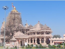 Rajasthan: ठगी के पैसे से भगवान को दिया चंदा, फ्रीज हो गया श्रीसांवलिया सेठ मंदिर का बैंक अकाउंट Rajasthan: ठगी के पैसे से भगवान को दिया चंदा, फ्रीज हो गया श्रीसांवलिया सेठ मंदिर का बैंक अकाउंट