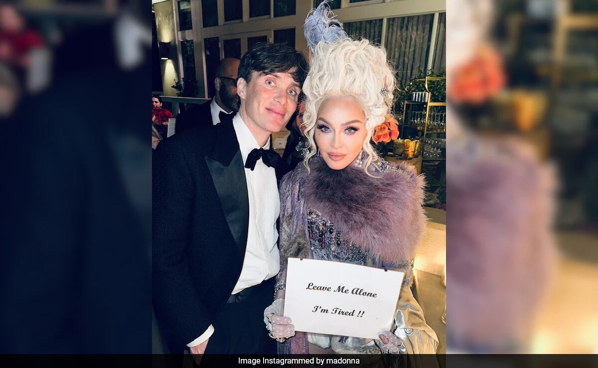 Oscars Party: In Which Madonna Poses With Her "Favourite Actor" Cillian Murphy