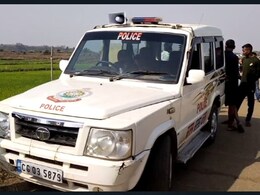 Crime News: छोटे भाई ने बड़े भाई पर चढ़ाया ट्रैक्टर, कुचलने से तड़प-तड़प कर हुई मौत