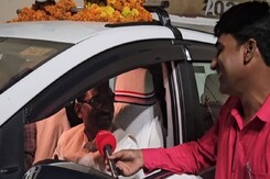 सिंगरौली में इन माननीयों के गाड़ियों पर लगा है हूटर, जवाब सुन हैरान हो जाएंगे आप सिंगरौली में इन माननीयों के गाड़ियों पर लगा है हूटर, जवाब सुन हैरान हो जाएंगे आप