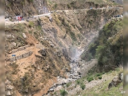 12 Detained Over Pak Suicide Attack That Killed 5 Chinese Engineers: Report 12 Detained Over Pak Suicide Attack That Killed 5 Chinese Engineers: Report