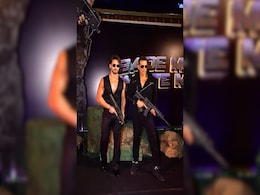 Akshay Kumar's Zinger For <i>Bade Miyan Chote Miyan</i> Co-Star Tiger Shroff: "<i>Hamesha Ek Hi Disha Me Raha Karo</i>" Akshay Kumar's Zinger For <i>Bade Miyan Chote Miyan</i> Co-Star Tiger Shroff: "<i>Hamesha Ek Hi Disha Me Raha Karo</i>"