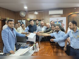 कोटा के कोचिंग संस्थानों ने सरकार के गाइडलाइन पर मांगा स्पष्टीकरण, कहा- 'हमारा पक्ष नहीं सुनना अन्याय है' कोटा के कोचिंग संस्थानों ने सरकार के गाइडलाइन पर मांगा स्पष्टीकरण, कहा- 'हमारा पक्ष नहीं सुनना अन्याय है'