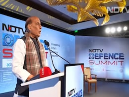 NDTV Defence Summit: रक्षा मंत्री राजनाथ ने कहा- मीडिया की आजादी से ही है हमारे यहां वाइब्रेंट कल्चर NDTV Defence Summit: रक्षा मंत्री राजनाथ ने कहा- मीडिया की आजादी से ही है हमारे यहां वाइब्रेंट कल्चर