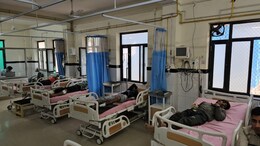 Rajasthan Crime: राजस्थान के अलवर में गौ तस्करों से मारपीट, ICU में भर्ती, ग्रामीण बोले- 'भागते हुए लगी चोट'