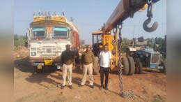 खनन माफियाओं के खिलाफ राजस्थान पुलिस का बड़ा एक्शन, कई वाहन किए जब्त