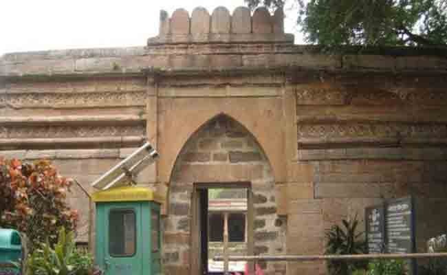 Dhar Bhojshala Dispute: ASI के सर्वे का आज तीसरा दिन, मुस्लिम पक्ष ने दर्ज कराई ये आपत्तियां