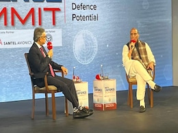 NDTV Defence Summit में बोले राजनाथ: 2029 तक भारत डिफेंस में 50 हजार करोड़ का करेगा निर्यात NDTV Defence Summit में बोले राजनाथ: 2029 तक भारत डिफेंस में 50 हजार करोड़ का करेगा निर्यात