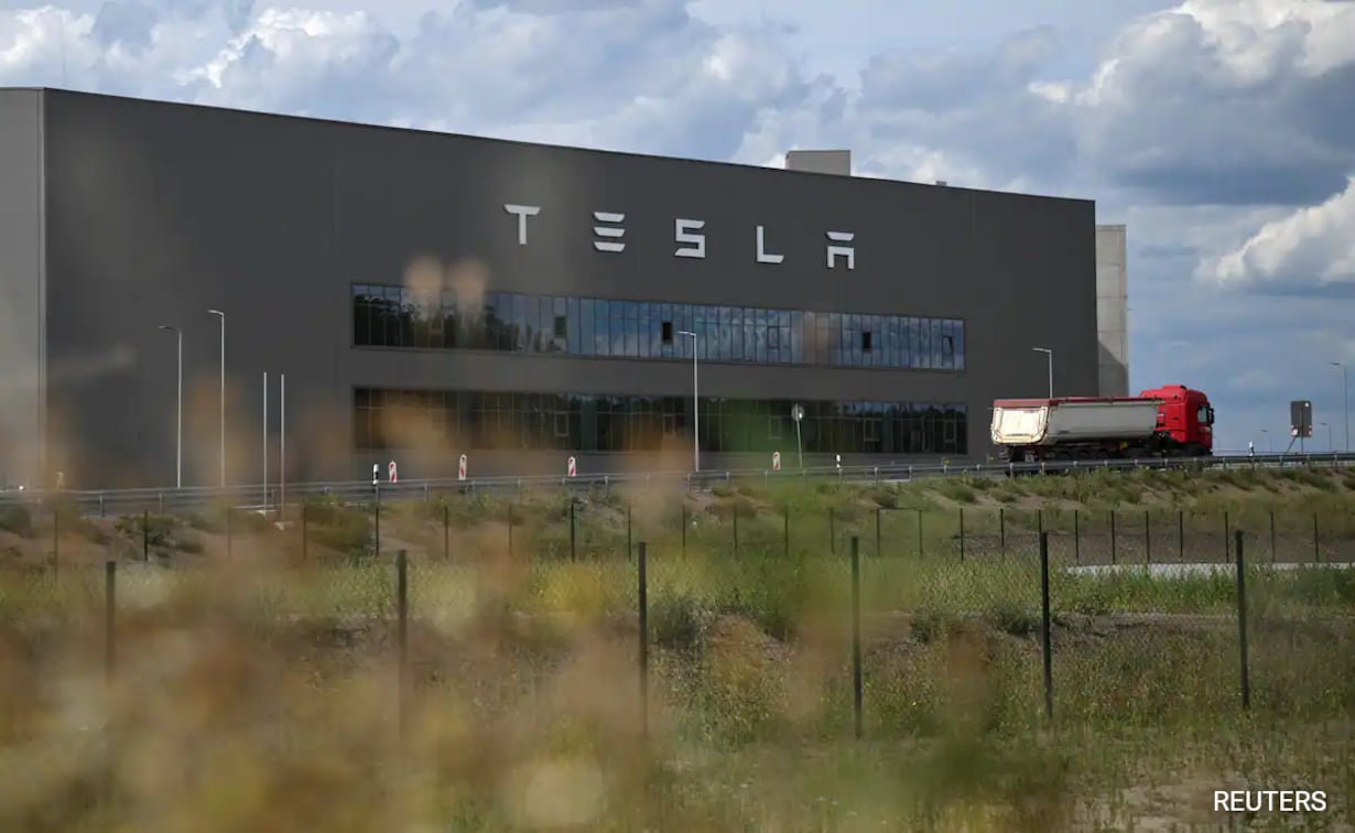 Tesla German Plant Halts Production After Attack Claimed By Far-Left Group