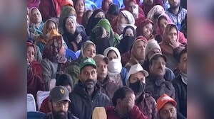 जम्मू कश्मीर में पीएम मोदी ने युवाओं संग किया संवाद