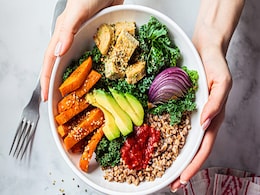 Health News: भूलकर भी खाना स्किप न करें, लापरवाही करने से बढ़ सकता है बीमारियों का खतरा Health News: भूलकर भी खाना स्किप न करें, लापरवाही करने से बढ़ सकता है बीमारियों का खतरा