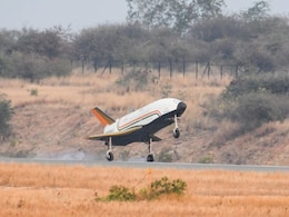 Watch: India's 21st Century Pushpak 'Viman' Successfully Launched Watch: India's 21st Century Pushpak 'Viman' Successfully Launched
