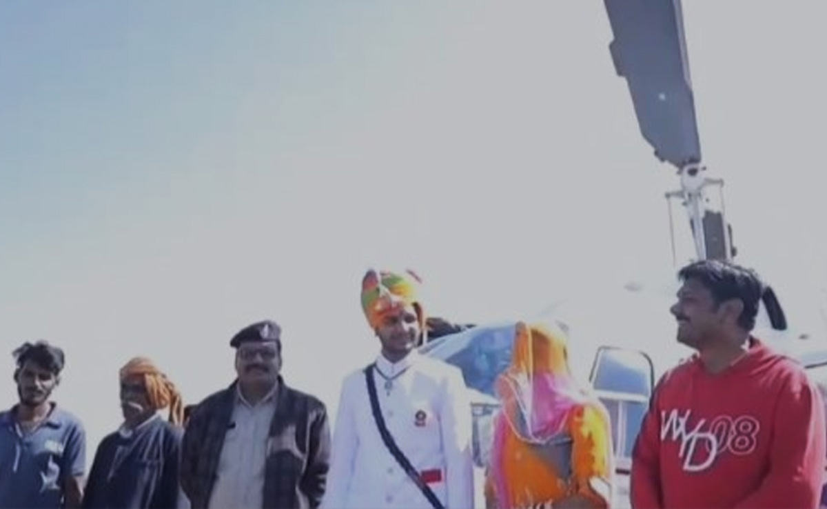 दादी की अनोखी इच्छा को किया दूल्हे राजा ने पूरा, दुल्हन को हेलीकॉप्टर में बैठाकर की विदाई की रस्म पूरी
