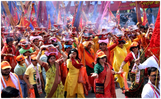 Rajasthan: आज से शुरू हुआ खाटू में बाबा श्याम का 11 दिवसीय वार्षिक लख्खी मेला, श्याम रंग में रंगी नजर आई खाटू नगरी Rajasthan: आज से शुरू हुआ खाटू में बाबा श्याम का 11 दिवसीय वार्षिक लख्खी मेला, श्याम रंग में रंगी नजर आई खाटू नगरी