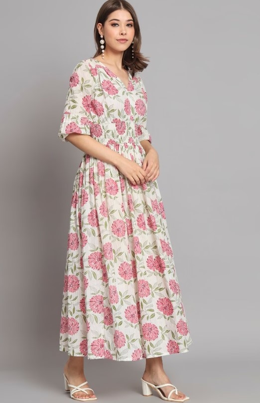 Best Deals On Ethnic Dresses, And Jumpsuits From Myntra