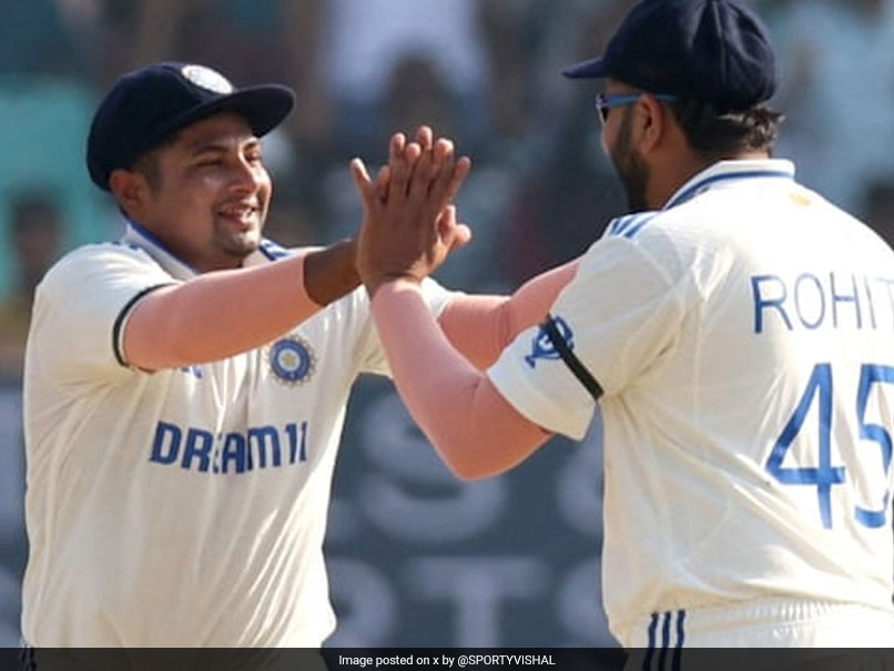 "It Was Sarfaraz Khan": Rohit Sharma Reveals Truth Behind Viral "<i>Aage Badhega</i>" Stump Mic Chat