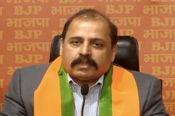 Firozabad Seat: पूर्व वायु सेना प्रमुख RK Singh Bhadauria के नाम की चर्चा | Khabar Pakki Hai Firozabad Seat: पूर्व वायु सेना प्रमुख RK Singh Bhadauria के नाम की चर्चा | Khabar Pakki Hai
