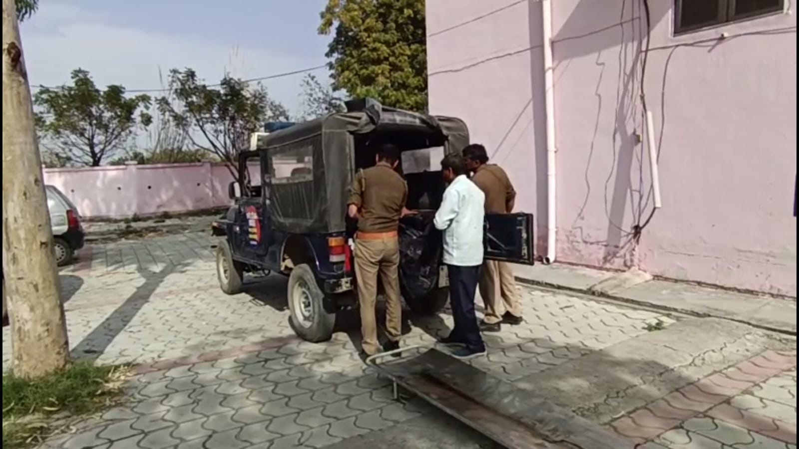 Two Men Arrested for Allegedly Killing Wives in Separate UP Incidents