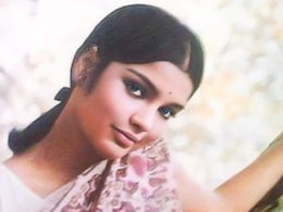 सिगारेट ओढायचे बॉलिवूड अभिनेत्रीला होते व्यसन, एका आनंदाच्या बातमीमुळे कायमची सुटली सवय सिगारेट ओढायचे बॉलिवूड अभिनेत्रीला होते व्यसन, एका आनंदाच्या बातमीमुळे कायमची सुटली सवय