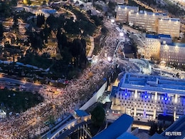"Complete And Utter Failure": Thousands Rally Against Netanyahu Government "Complete And Utter Failure": Thousands Rally Against Netanyahu Government