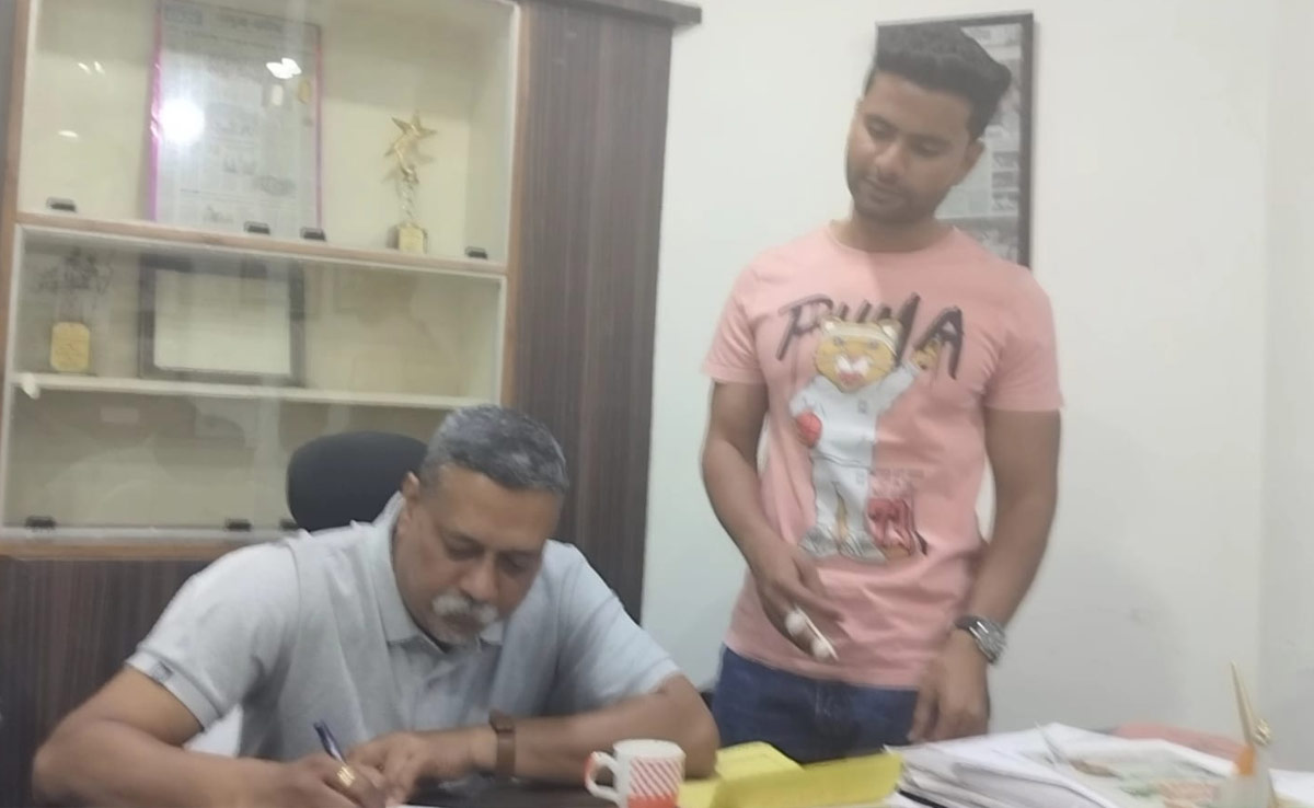 Latest News:आपने कभी नहीं देखा होगा ऐसा मेयर! जो अपने पुराने पेशे को लेकर है बेहद संजीदा..अब भी करते हैं ये काम