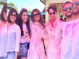 Mannara Chopra Had This Much Fun With "Mimi <I>Didi</I>" Priyanka Chopra And "<I>Jiju</I>" Nick Jonas At Holi Bash Mannara Chopra Had This Much Fun With "Mimi <I>Didi</I>" Priyanka Chopra And "<I>Jiju</I>" Nick Jonas At Holi Bash