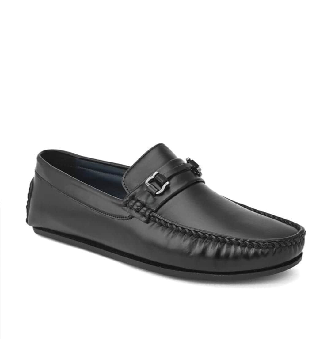 Best Deals On Mens Loafers From Myntra