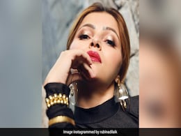 रुबीना दिलैक के लेटेस्ट इंस्टाग्राम पोस्ट ने बढ़ाई फैंस के बीच हलचल, फैंस पूछने लगे- प्रेग्नेंसी के बाद इतना... रुबीना दिलैक के लेटेस्ट इंस्टाग्राम पोस्ट ने बढ़ाई फैंस के बीच हलचल, फैंस पूछने लगे- प्रेग्नेंसी के बाद इतना...