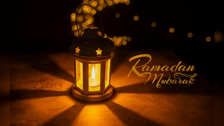 Ramadan 2026 Messages :  दोस्&zwj;तों और अपनों को भेजें रमजान पर ये खास मैसेज और व्&zwj;हॉट्सऐप स्टेटस