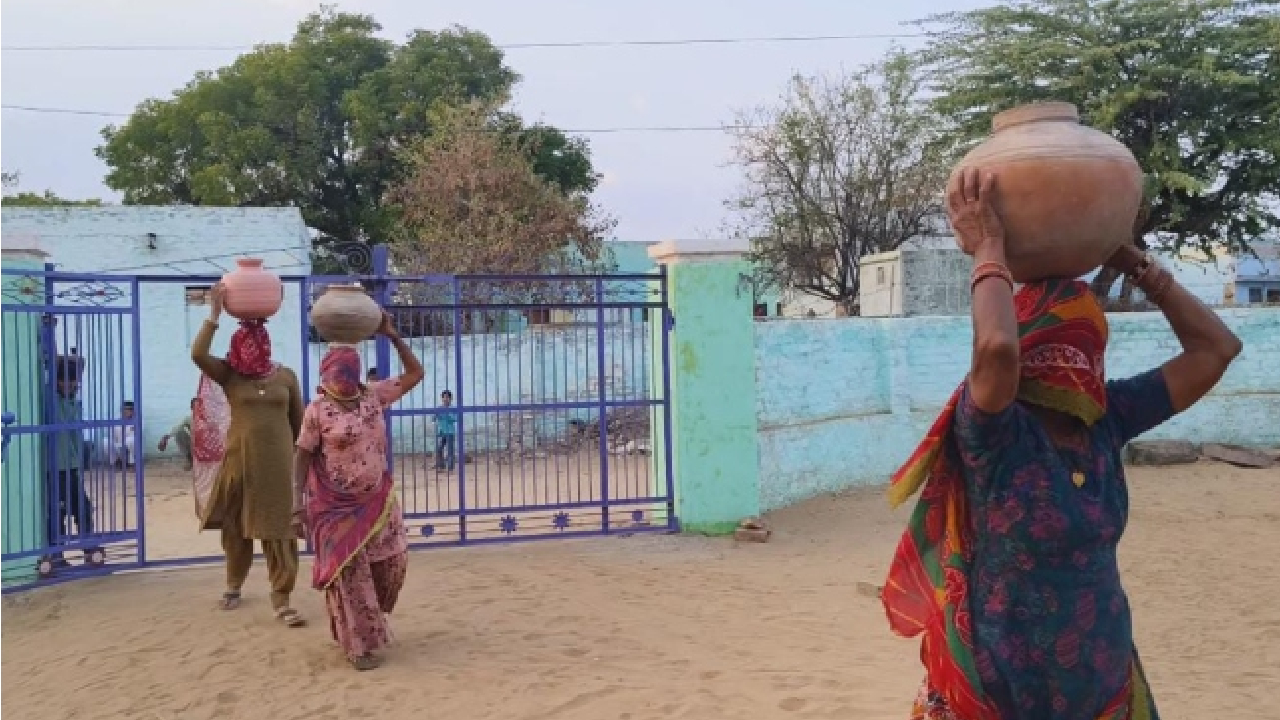 चूरू में जल जीवन मिशन की खुली पोल! 4 महीने से नहीं इन गांवों में नहीं आया पानी