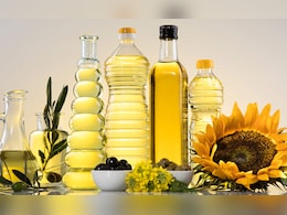 डॉक्टर ने बताया खाने के लिए कोई भी तेल नही है सही, जानिए सेहतमंद रहने के लिए किस तेल को कैसे खाना चाहिए डॉक्टर ने बताया खाने के लिए कोई भी तेल नही है सही, जानिए सेहतमंद रहने के लिए किस तेल को कैसे खाना चाहिए