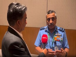 भारतीय वायुसेना शुरुआत से ही आत्मनिर्भर रही है : एयर मार्शल आशुतोष दीक्षित भारतीय वायुसेना शुरुआत से ही आत्मनिर्भर रही है : एयर मार्शल आशुतोष दीक्षित