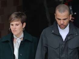 Convicted Rapist Dani Alves Leaves Jail After Posting Bail Convicted Rapist Dani Alves Leaves Jail After Posting Bail