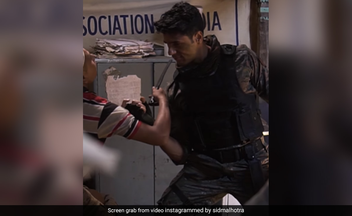 A Glimpse Of Sidharth Malhotra's Daring Stunts In <i>Yodha</i> BTS