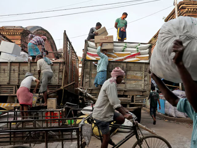 Report Says India Eliminated Extreme Poverty: Time To Redefine Poverty Line?