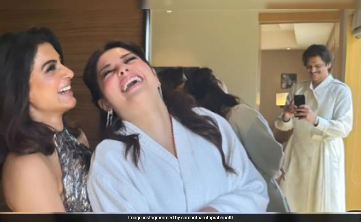 Vijay Varma's Photography Skills Get Stamp Of Approval From Samantha And Girlfriend Tamannaah