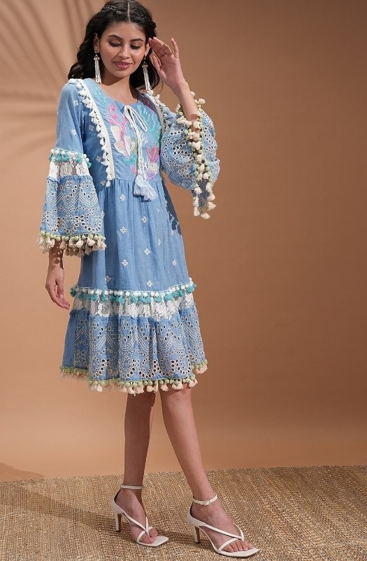 Best Deals On Ethnic Dresses, And Jumpsuits From Myntra