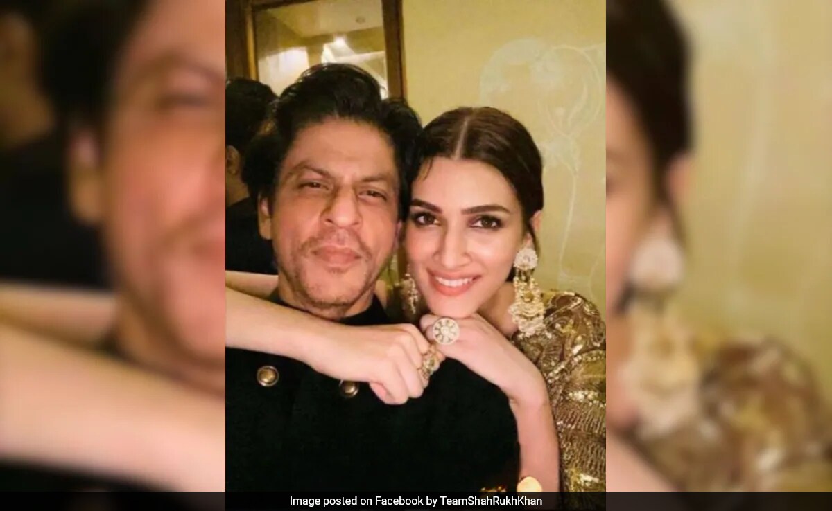 Kriti Sanon On Shah Rukh Khan: "An Absolute Outsider And The Best Example..."