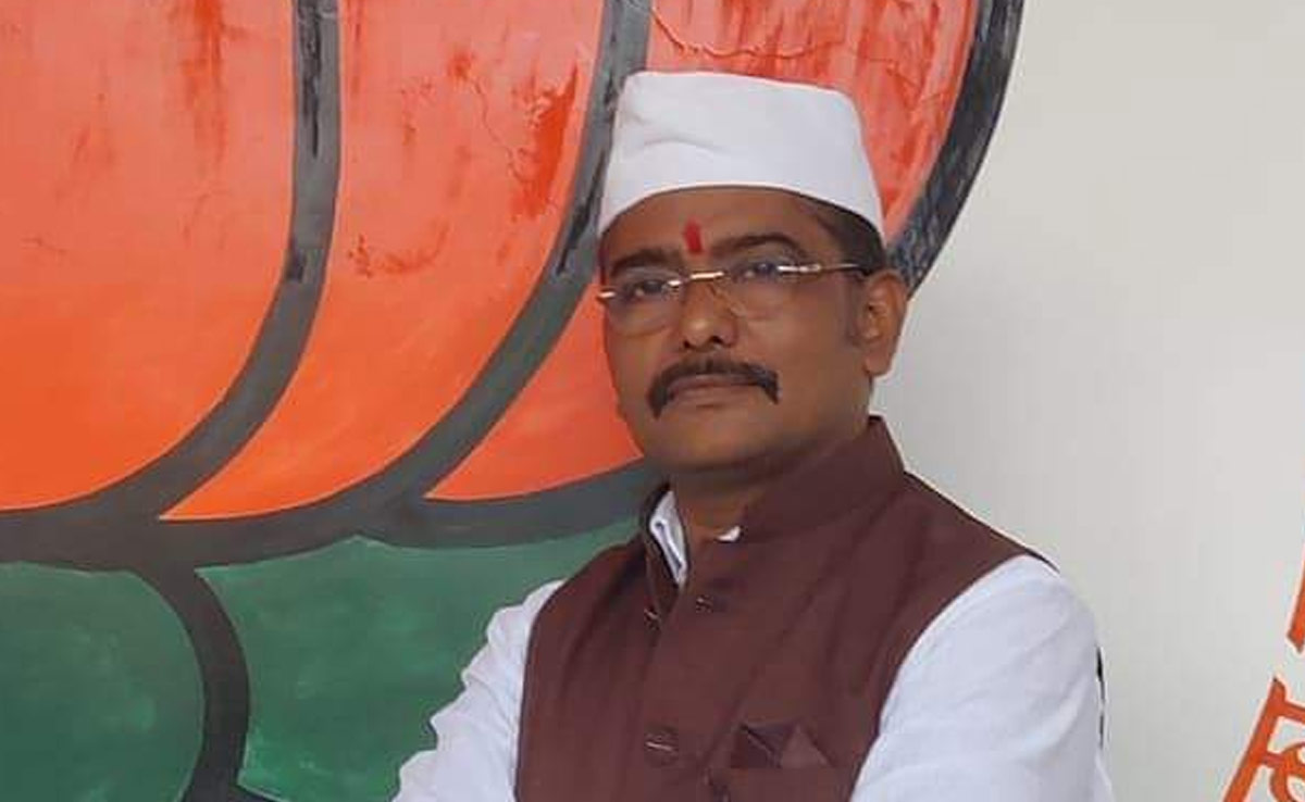 छत्तीसगढ़ में नक्सलियों ने BJP नेता पर फिर किया हमला, धारदार हथियार से उतारा मौत के घाट