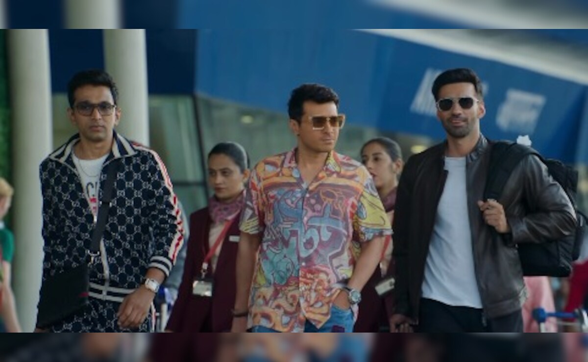 <i>Madgaon Express</i> Trailer: Goa Trip Gone Wrong For Pratik Gandhi, Divyenndu And Avinash Tiwary