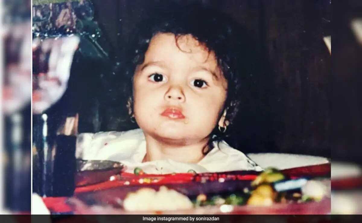 On Alia Bhatt's 31st Birthday, A Throwback Treat From Mom Soni Razdan