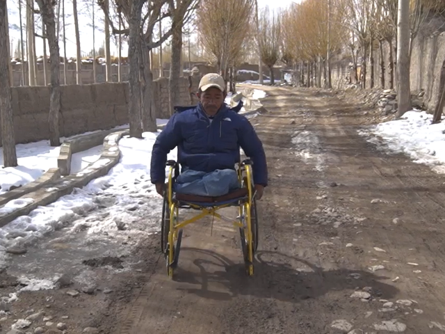 Leh के Para-Archer Rigzin Tamchos की प्रेरक कहानी जिनका लक्ष्य है पैरालंपिक तीरंदाजी खेलना